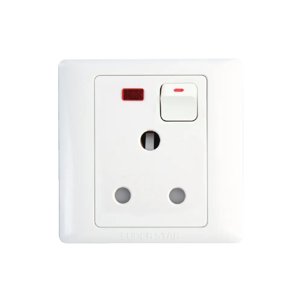 Super Star Lotus Series 3 pin round socket 15amp